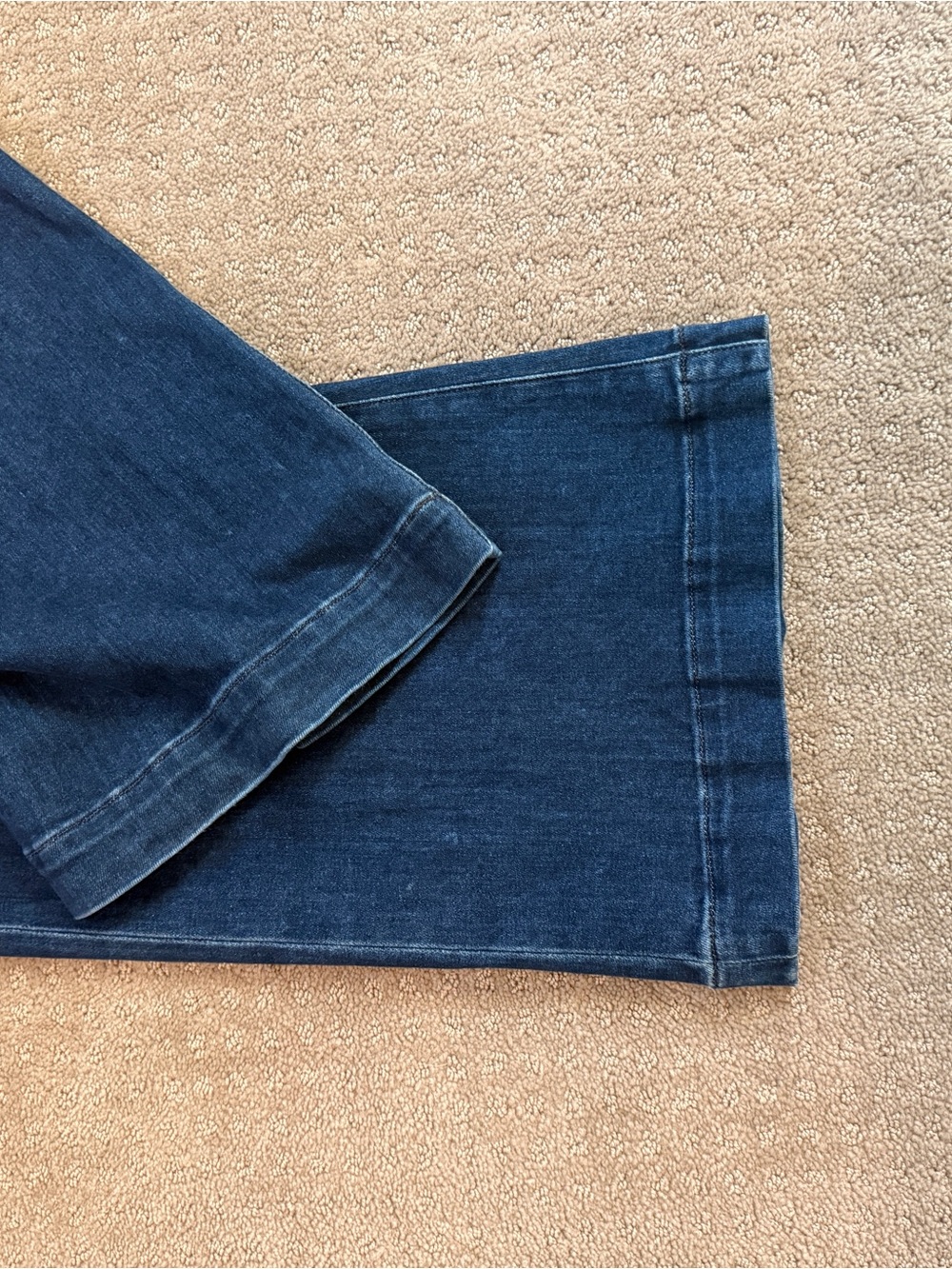 Paige Leenah High Waist Wide Leg Trouser style Jeans, Praline Blue, Size 33 - Picture 10 of 14
